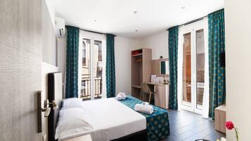 Minibar, in-room safe, desk, laptop workspace