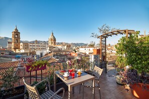 City view from property - La Terrazza Sul Centro (Palermo)