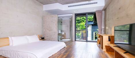 Exclusive Double Room, 1 King Bed, Balcony | Premium bedding, memory foam beds, individually decorated