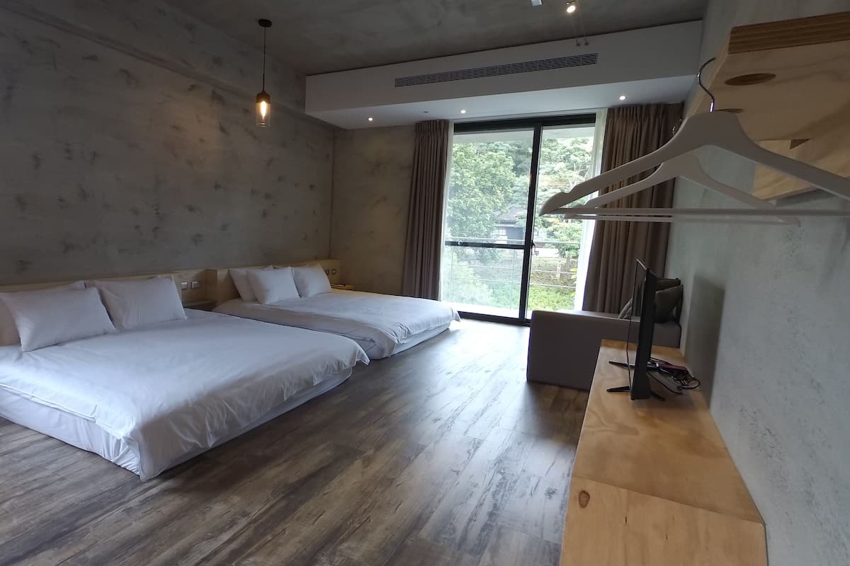 Grand Twin kamer, balkon | Uitzicht op de bergen