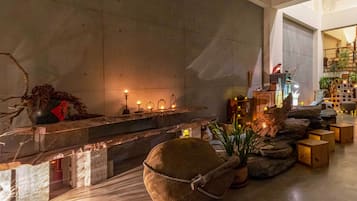 Sala de estar en el lobby