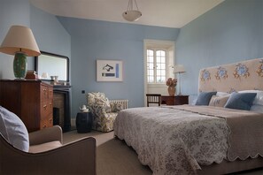 Kamar Klasik, pemandangan kebun | Brankas dan didekorasi berbeda-beda