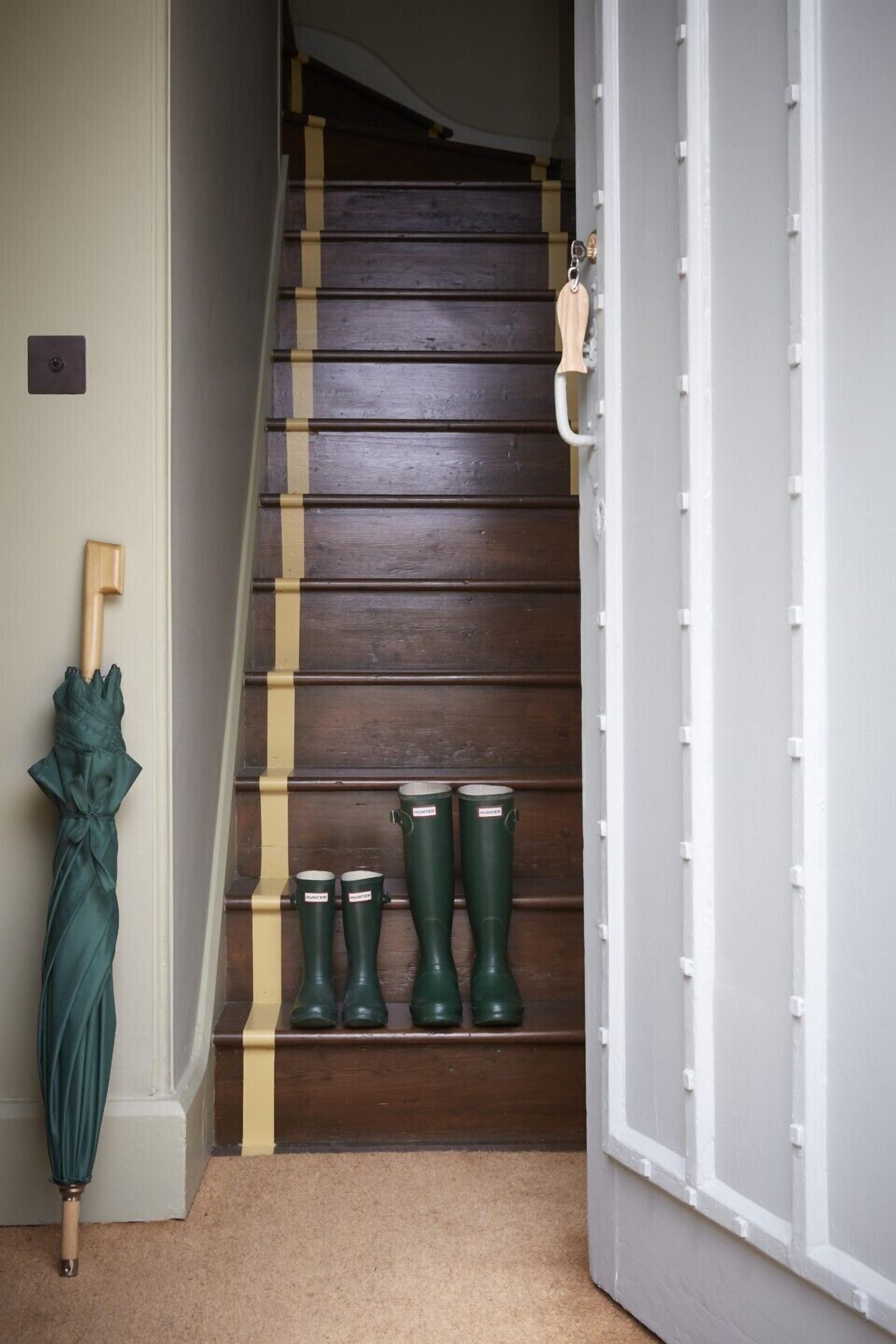 family suite | 1 bedroom, in-room safe, individually decorated, individually furnished