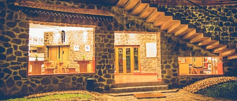 Façade de lâhĂ©bergement