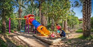 Außen-Kinderspielplatz