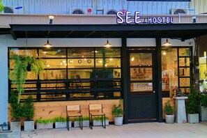 Porch - See Hostel (Chiang Mai)