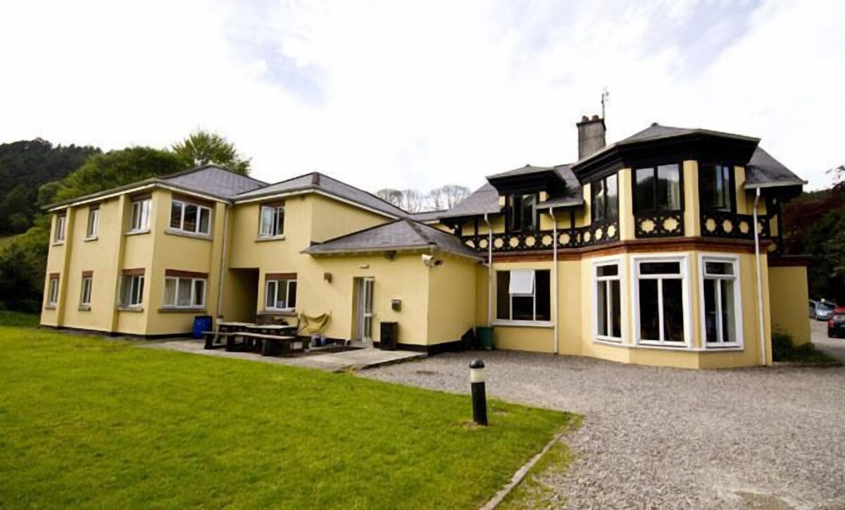 Glendalough International Youth Hostel