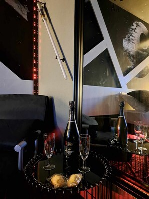 Signature Room | Soundproofing, iron/ironing board, free WiFi, bed sheets - Hotel des deux porches (Verrieres)