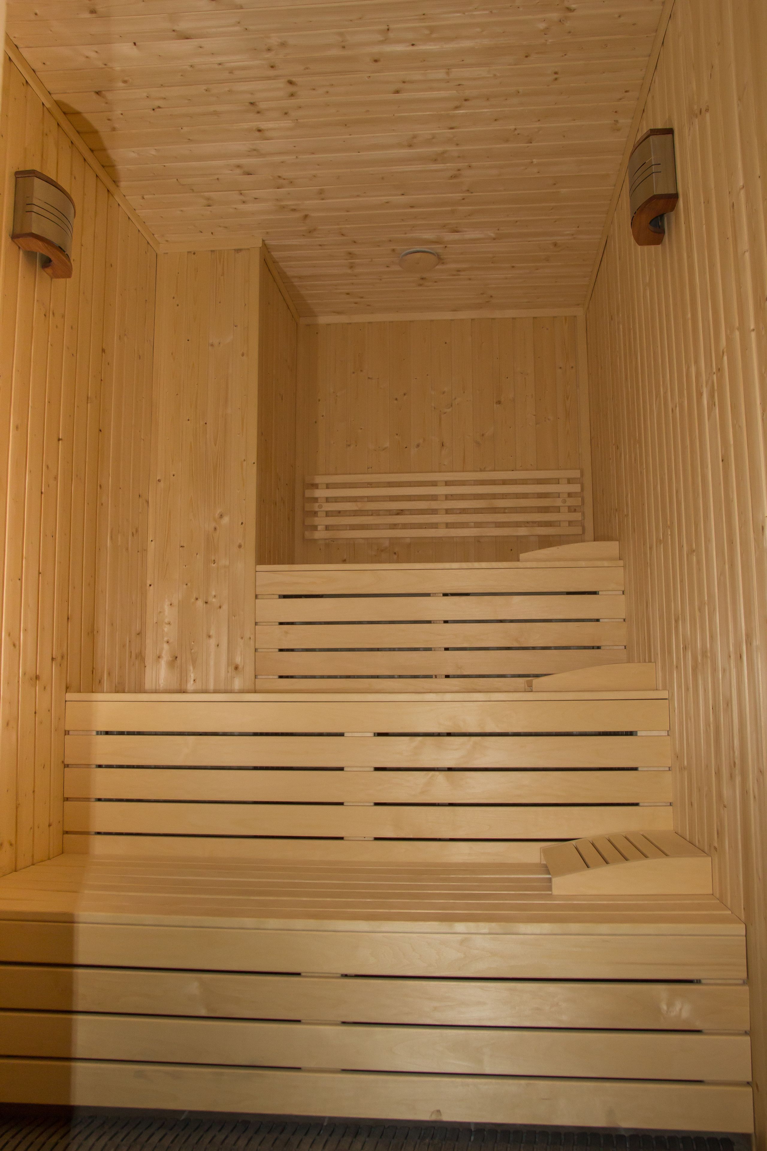 couples treatment room(s), body treatments, aromatherapy, body wraps