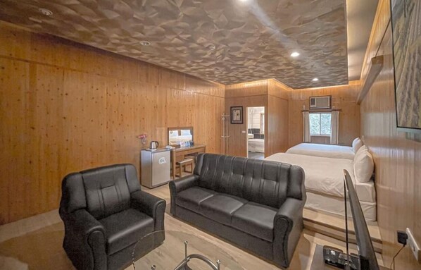 Economy Quadruple Room