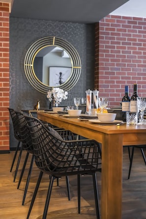 Three Bedroom Two Bathroom Apartment | In-room dining - CAG The Vantage (Johannesburg)