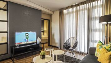 Apartment, 2 Bedrooms, Accessible, Non Smoking | View from room