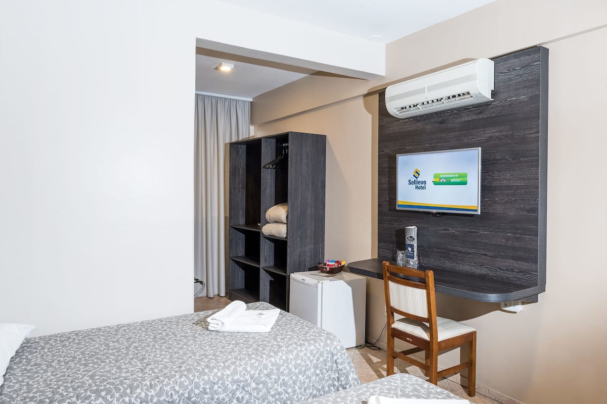 standard double room, 1 bedroom | minibar, desk, blackout curtains, free wifi