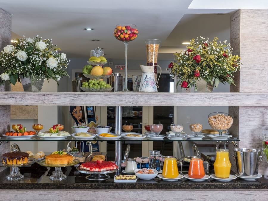 Free buffet breakfast