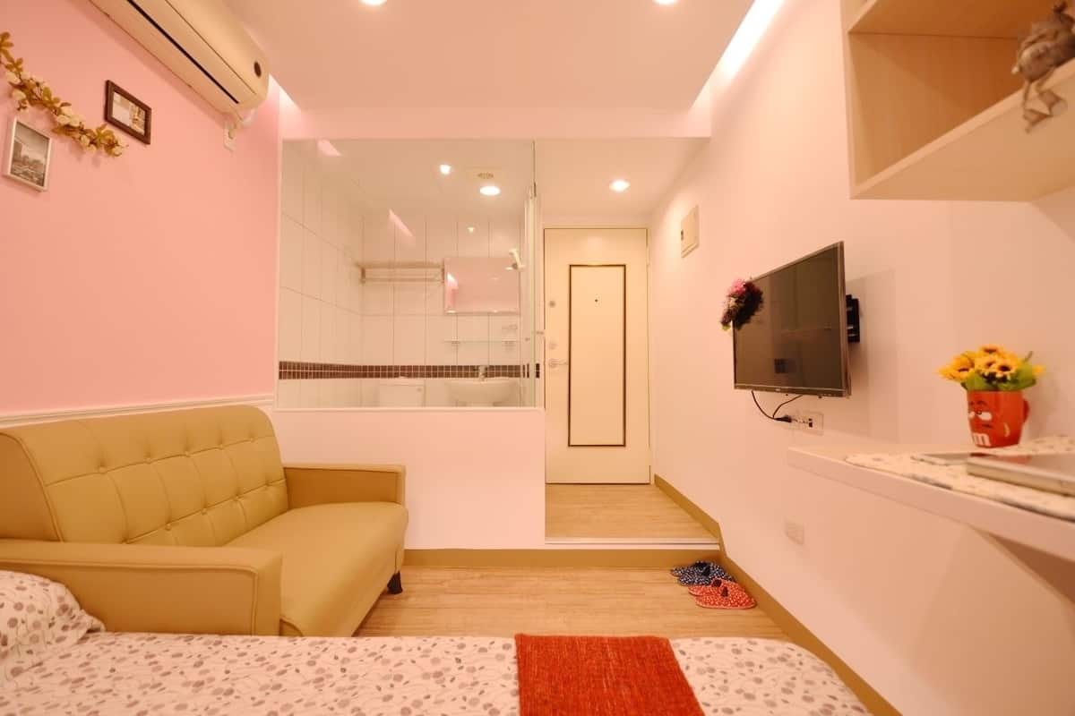 Standard Tek Büyük Yataklı Oda | Ayrı ayrı dekore edilmiş, masa, portatif/ilave yatak