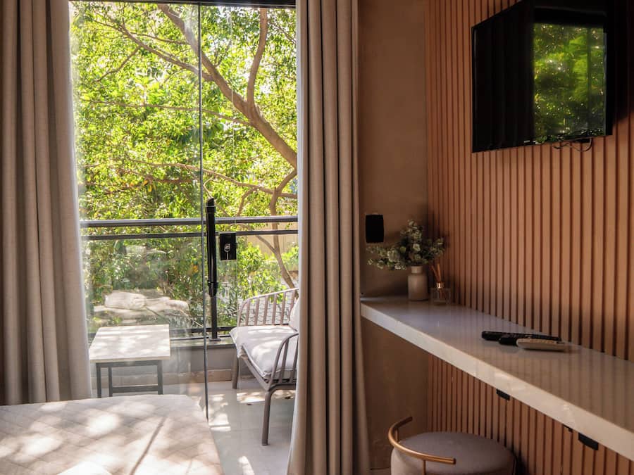 Standard Suite, 1 Queen Bed | Blackout drapes, iron/ironing board, bed sheets