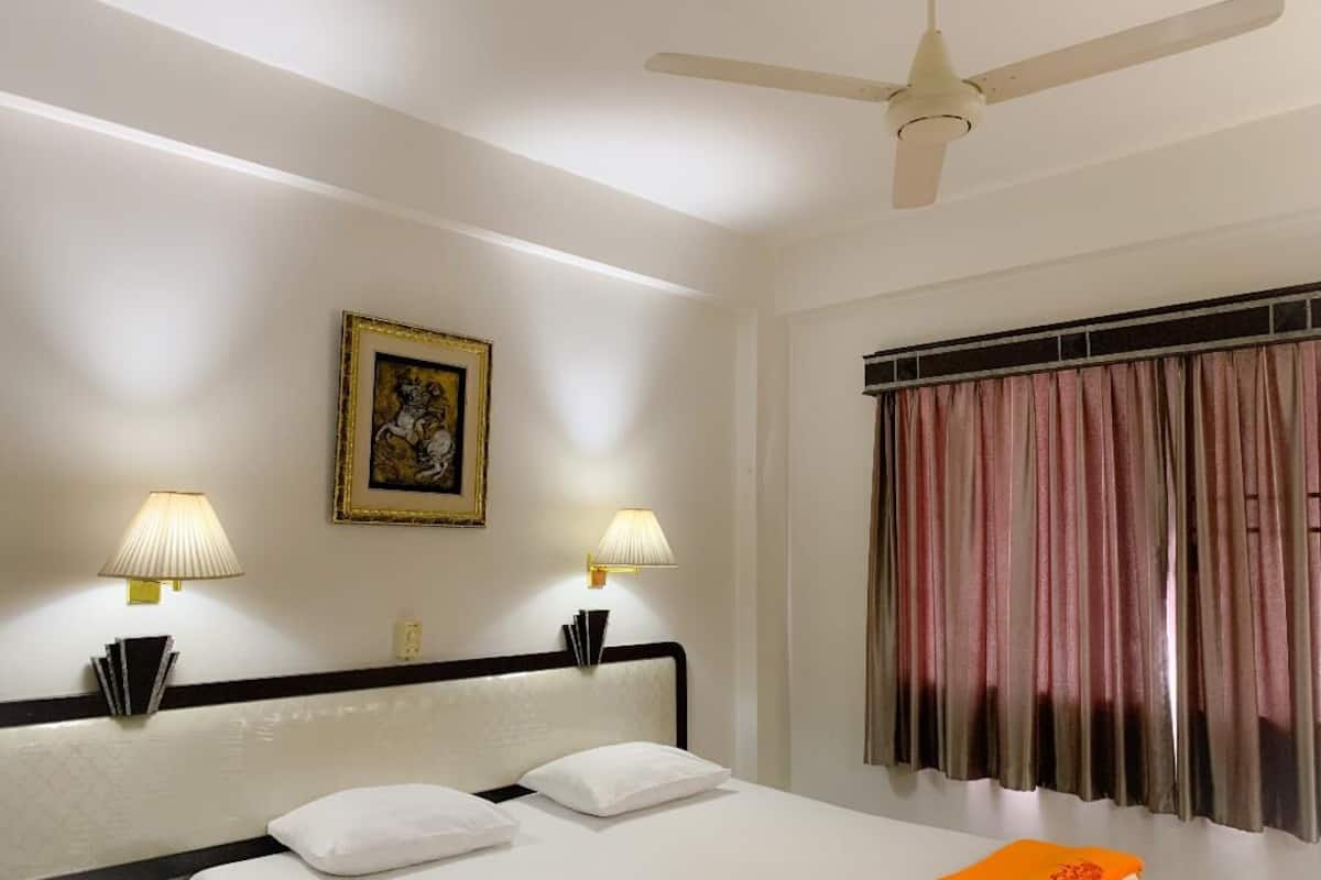 Standard Room, Fan