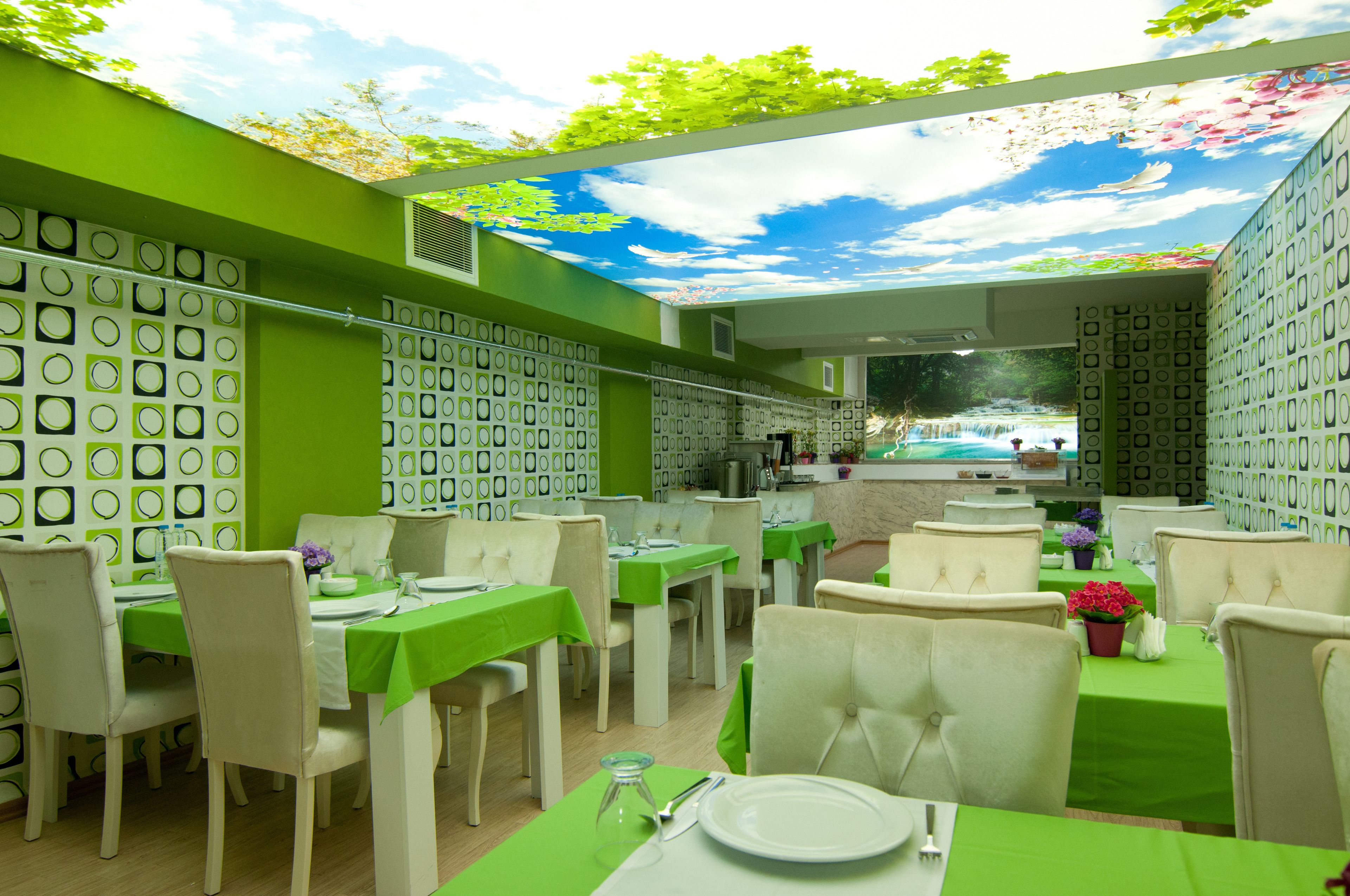 Bao gồm bữa sáng buffet hàng ngày 