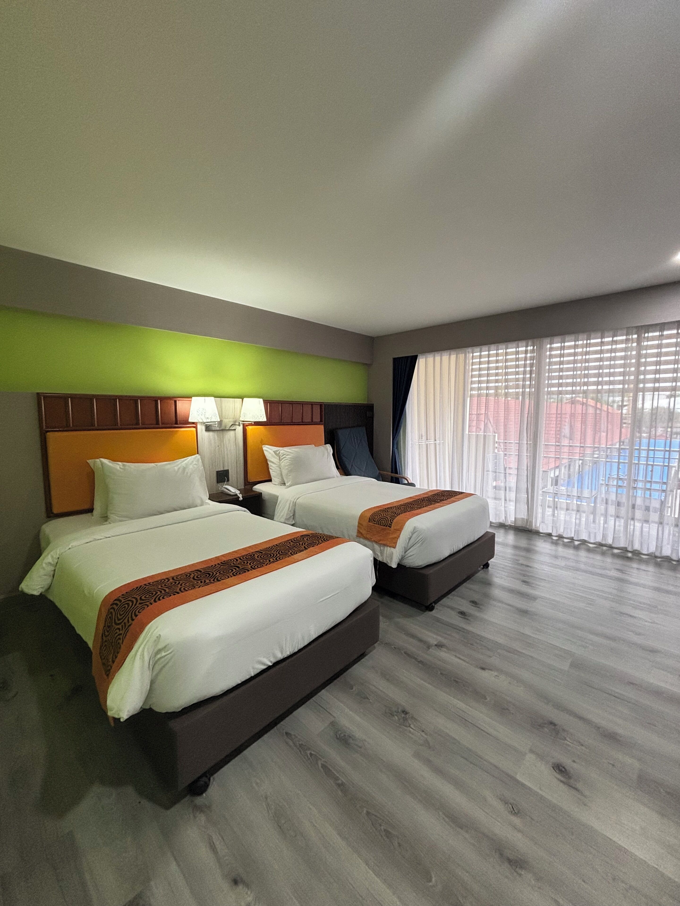 Standard - Twin | Ruang kerja ramah laptop, tirai kedap cahaya, dan Wi-Fi gratis