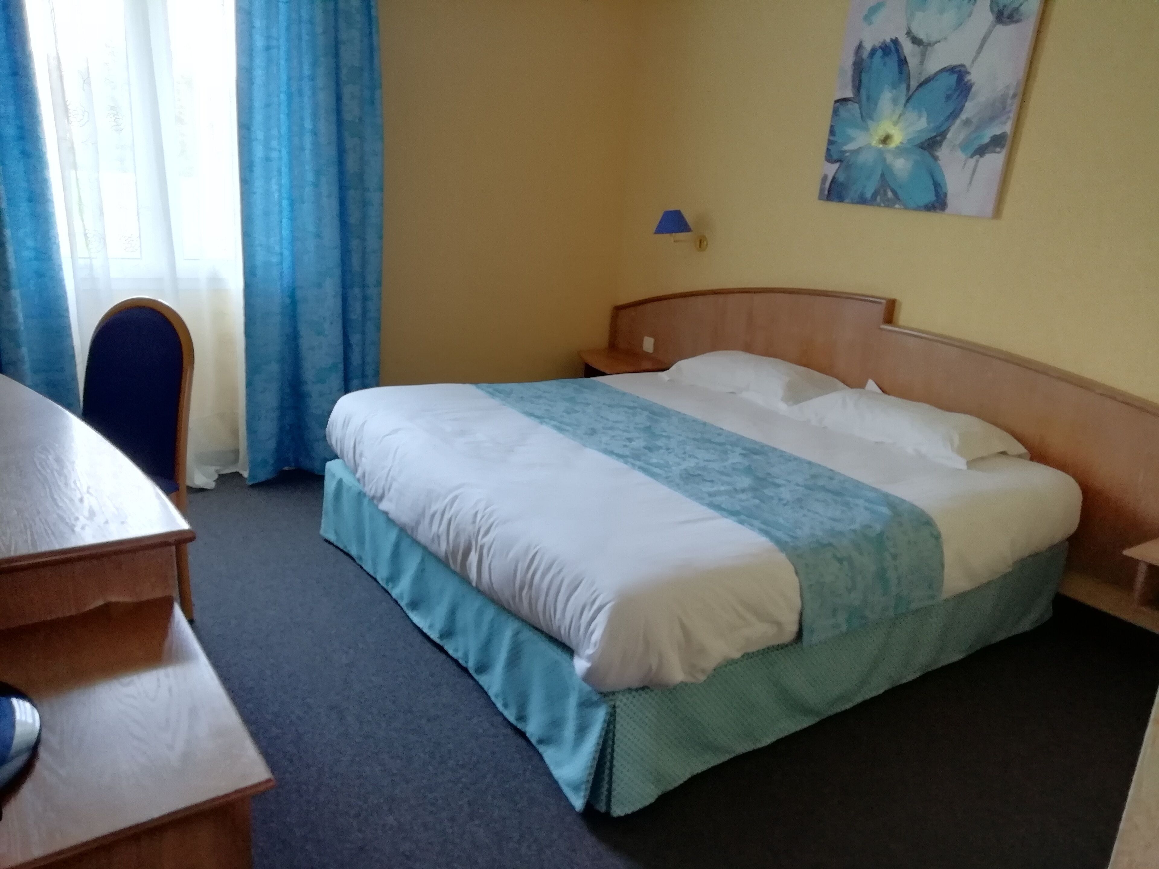 double room | premium bedding, select comfort beds, desk, iron/ironing board