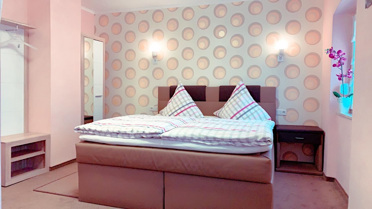 iron/ironing board, rollaway beds, free wifi