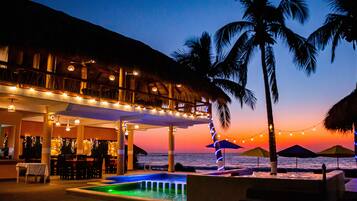 Sun deck