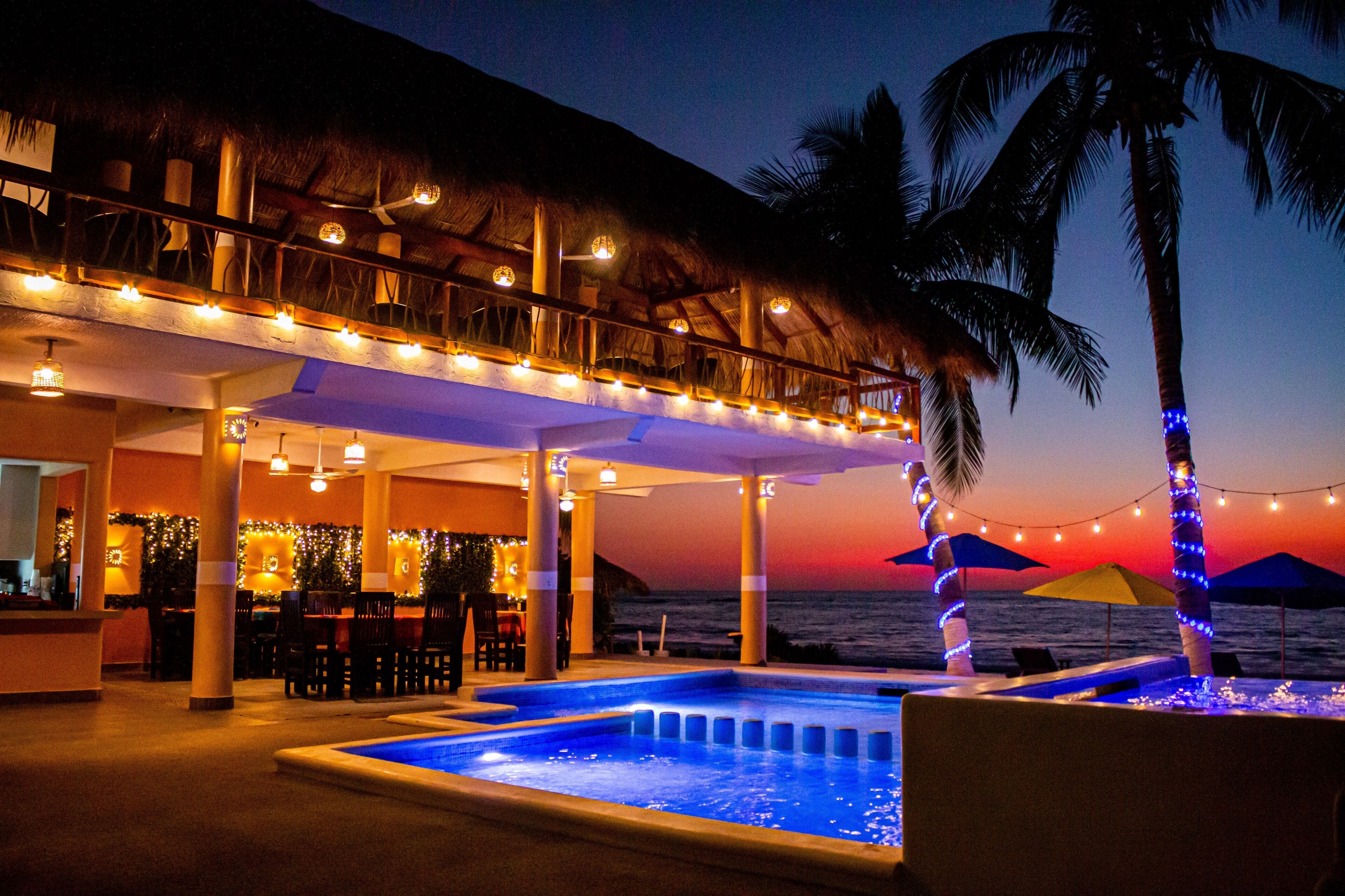 Double Room, Ocean View | Restaurant | Breakfast, lunch, dinner served; Mexican cuisine, beach views 