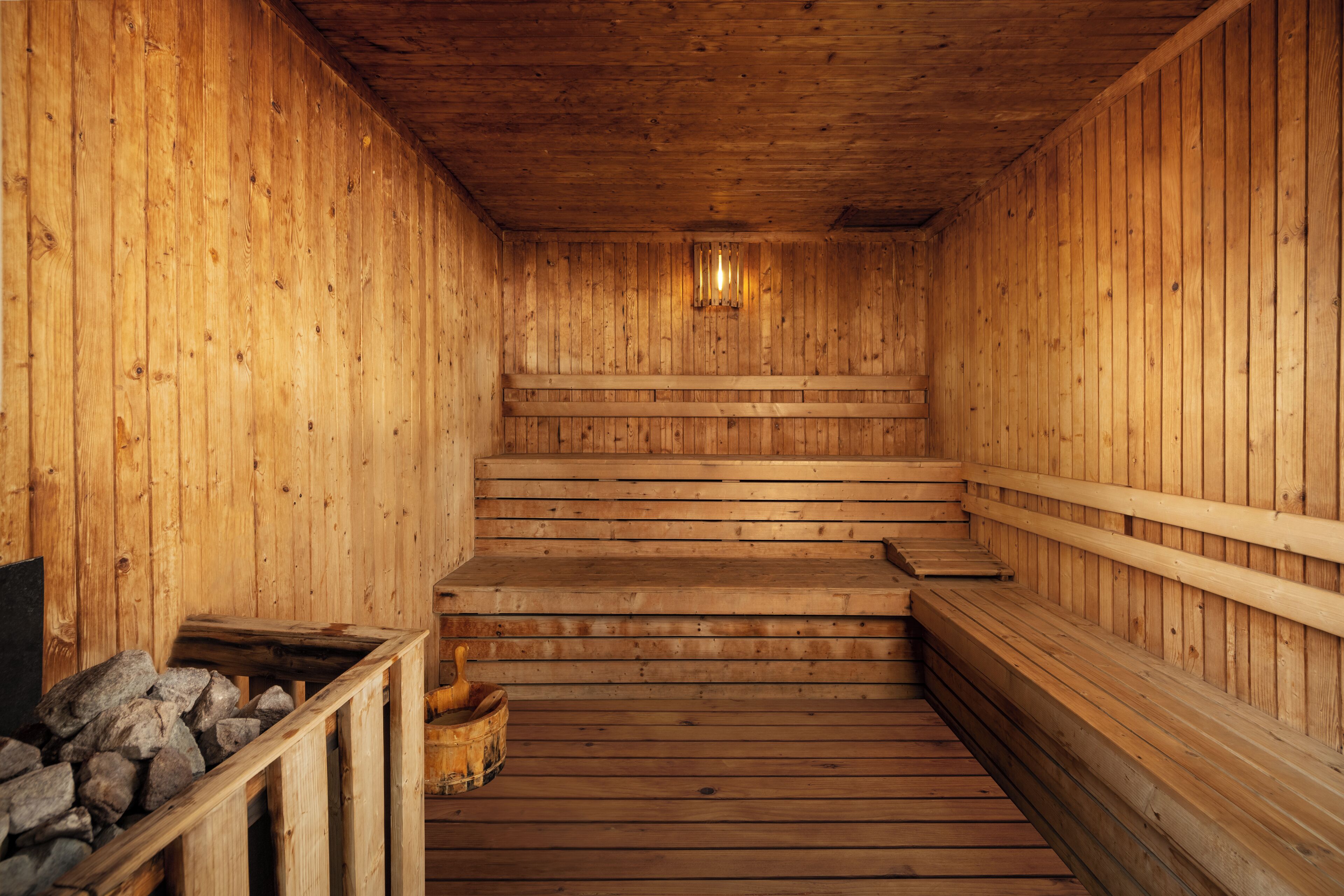 couples treatment room(s), hot tub, body treatments, facials