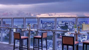 2 Restaurants, Frühstück, Mittagessen, Abendessen, internationale Küche