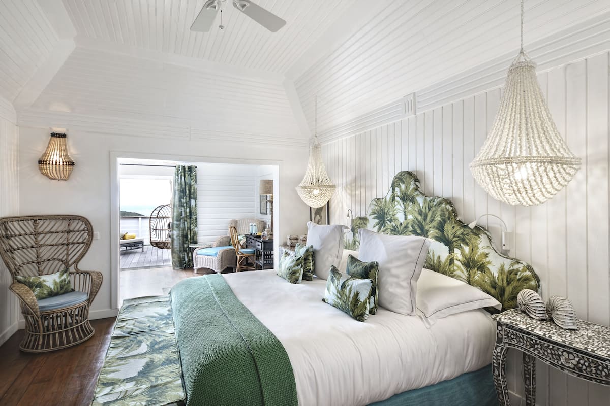 Prestige Caribbean Bungalow - Sea view - Colombier Hill | Luxe beddengoed, een minibar, een kluis op de kamer