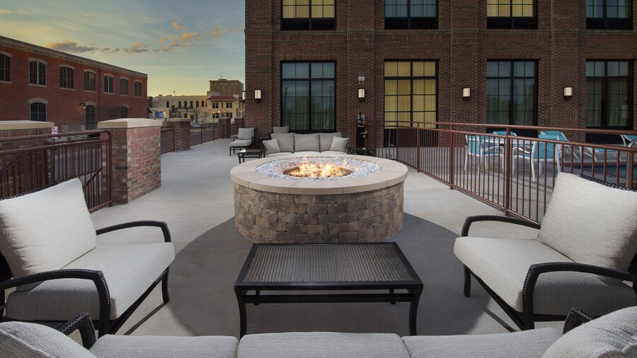 Holiday Inn Express Pensacola Downtown by IHG