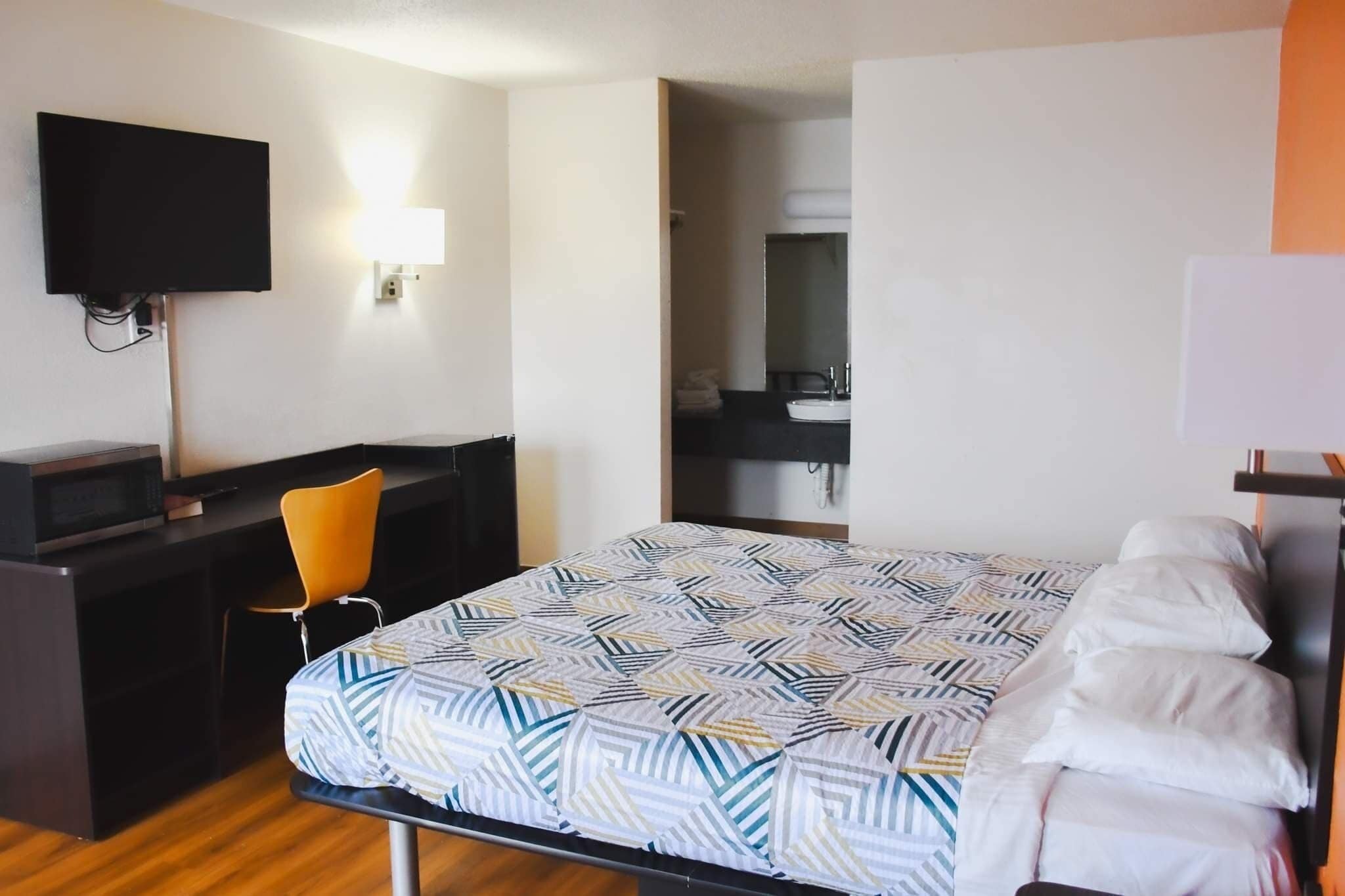 Wi-Fi gratuit, draps fournis