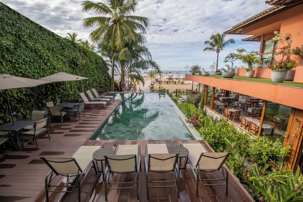 Outdoor pool, pool loungers