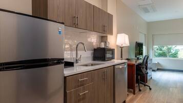 Suite, 2 Queen Beds, Non Smoking | 1 bedroom, premium bedding, in-room safe, desk