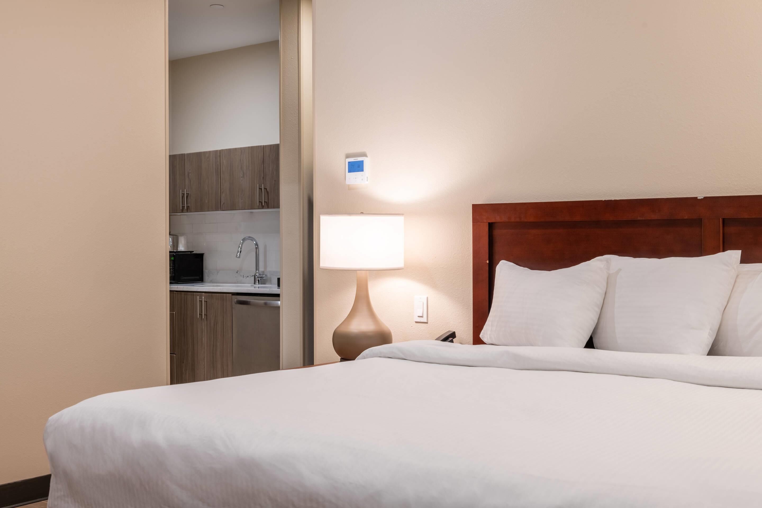 Suite, 1 King Bed, Non Smoking | Premium bedding, in-room safe, desk, laptop workspace