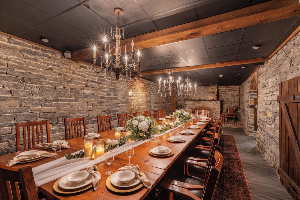 The Londonderry Inn - Jonestown, PA