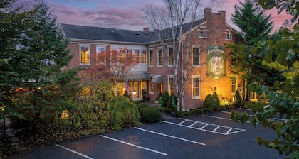 The Londonderry Inn