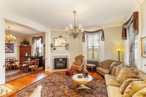 Smart TV de 50 pulgadas con canales digitales, televisión y Netflix 