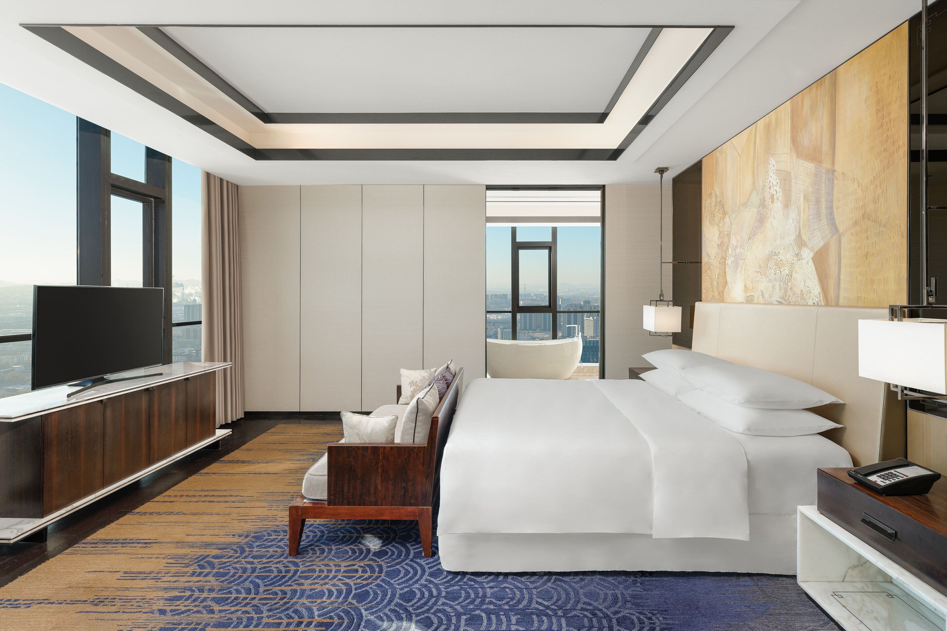 Down duvets, in-room safe, desk, laptop workspace