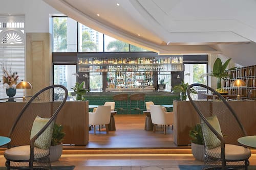 2 bars/lounges, poolside bar