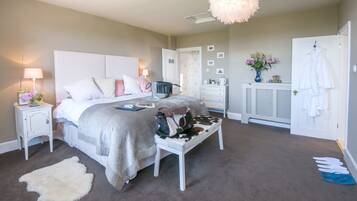 Double Room (Honeymoon Suite)