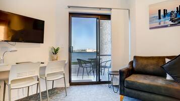 Panoramic Room, Sea View | Living room