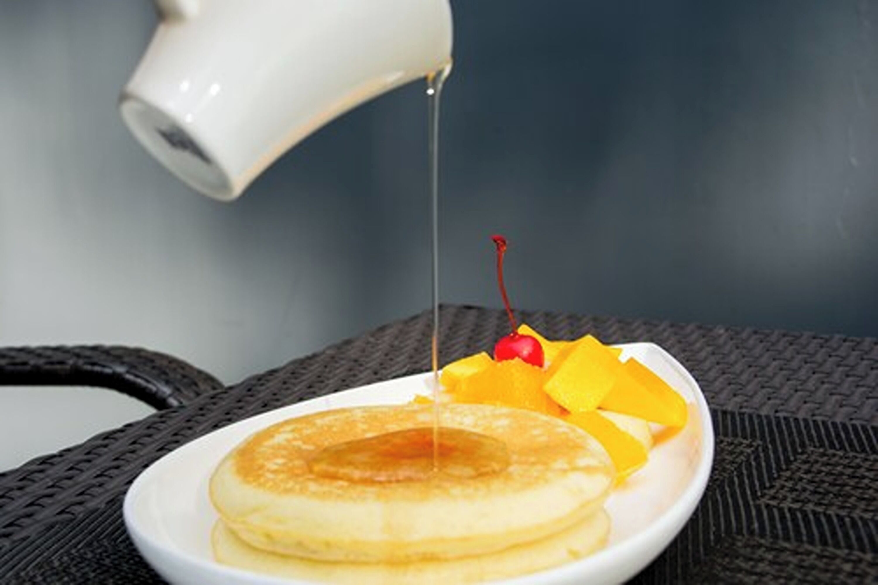 daily cooked-to-order breakfast for a fee