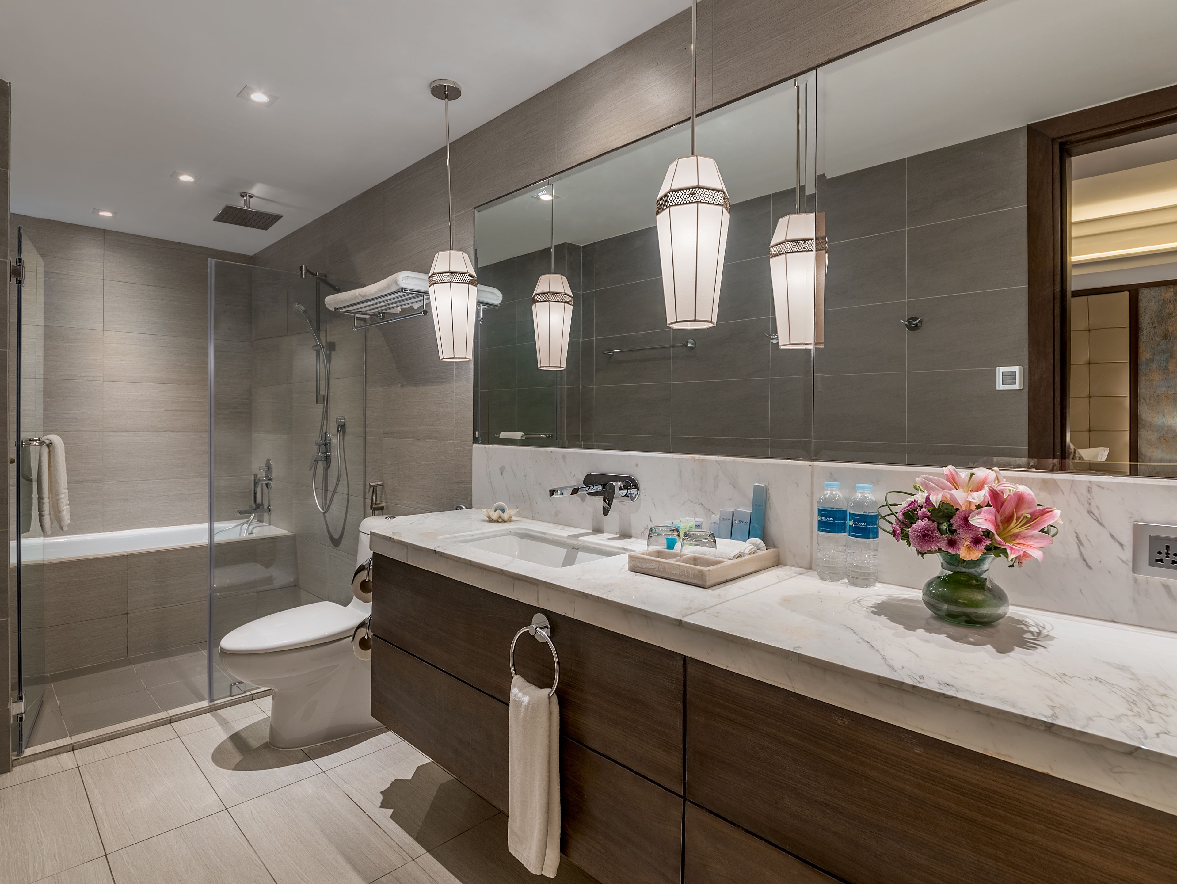 separate bathtub and shower, free toiletries, hair dryer, bathrobes