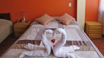 Premium bedding, free WiFi