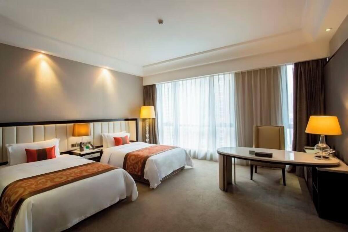 Minibar, in-room safe, desk, blackout drapes