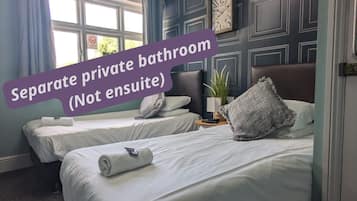 Standard Twin Room, Private Bathroom (Separate Private Bathroom) | 1 bedroom