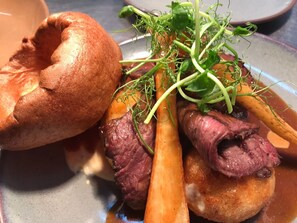 Restaurant - The Crafty Cow (Bristol)