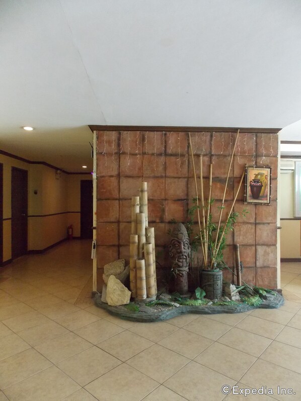 Interior - Mo2 Days Inn (Bacolod)