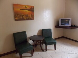 Lobby sitting area - Mo2 Days Inn (Bacolod)